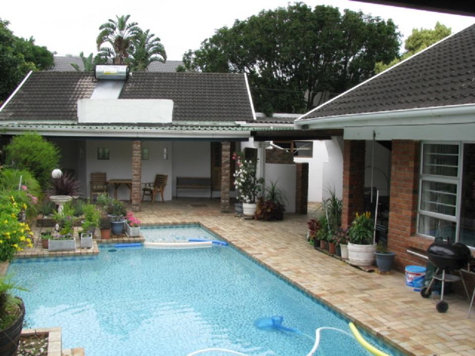 Bed and Breakfast Sounds Of The Sea East London Esterno foto